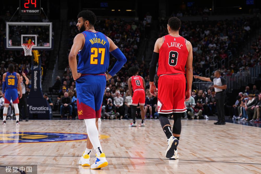 他在多场比 他在多场比